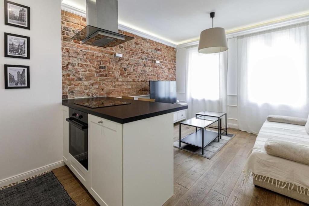Central Wroclaw Apartment - City Center - Bright And Cozy - U11 Exteriér fotografie